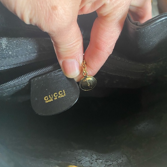 Vintage Black Gucci purse w/ Bamboo Handles - Picture 6 of 13